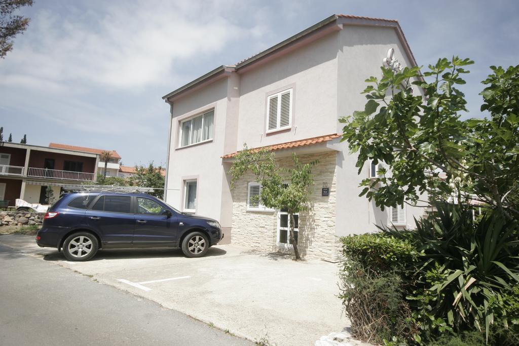 Apartments Irena Krk Krk Town Εξωτερικό φωτογραφία