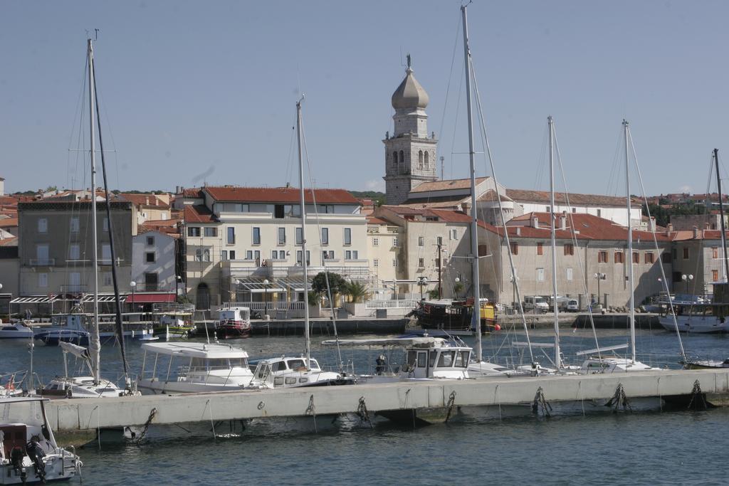 Apartments Irena Krk Krk Town Εξωτερικό φωτογραφία