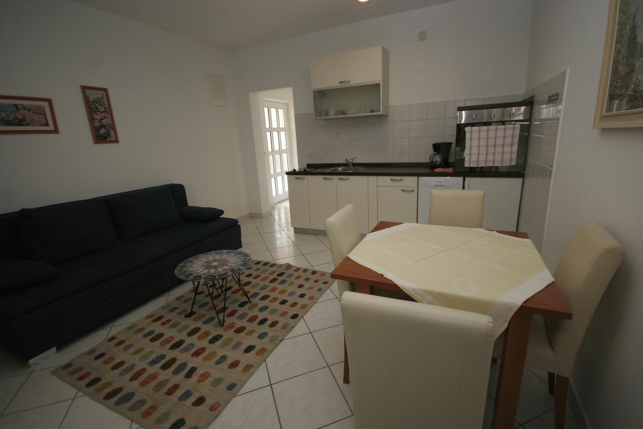 Apartments Irena Krk Krk Town Εξωτερικό φωτογραφία